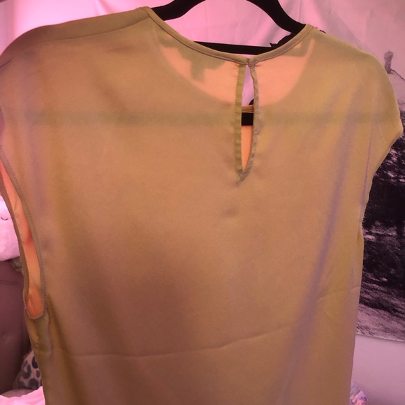 Express Beige Ruched Blouse - Picture 3 of 8